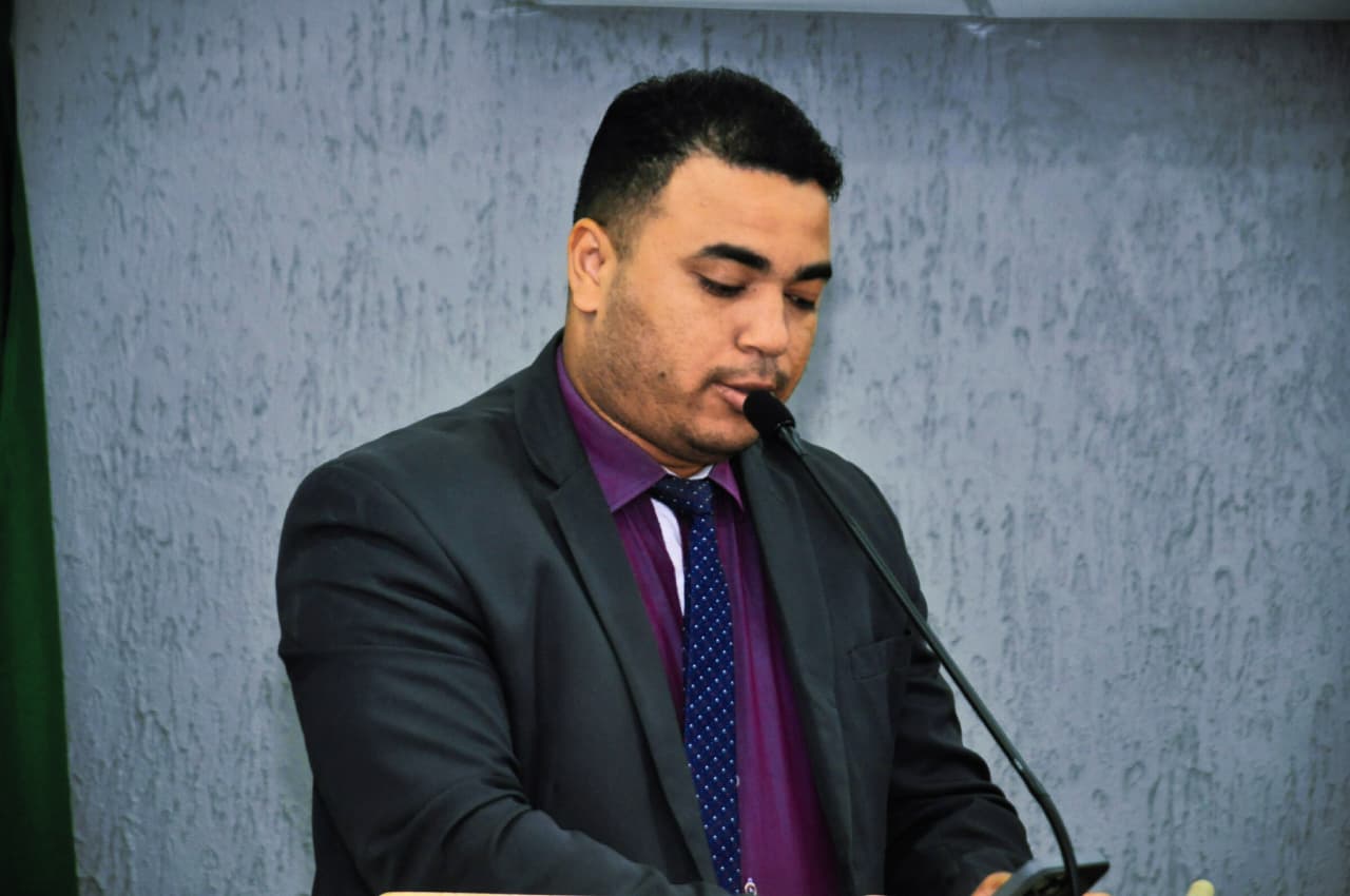 Aprovados requerimentos de Miquéias Lima para melhorias em Tiúma e apoio a motoristas de aplicativo