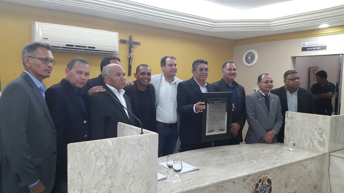 Câmara Municipal concede Título Cidadão ao representante da Pastoral da Saúde, Carlos Freitas