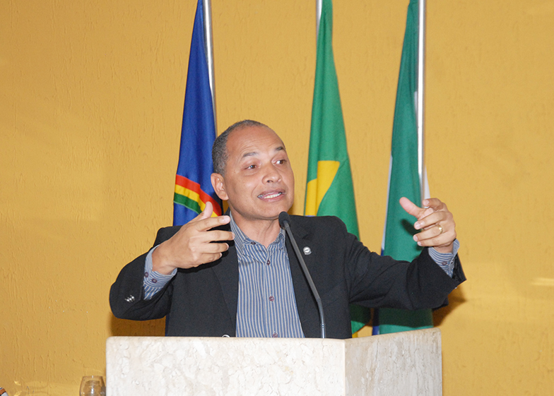 Jovens são-lourencenses terão mais apoio para conquista do primeiro emprego