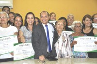 Professores e gestores recebem Título Cidadão Benemérito