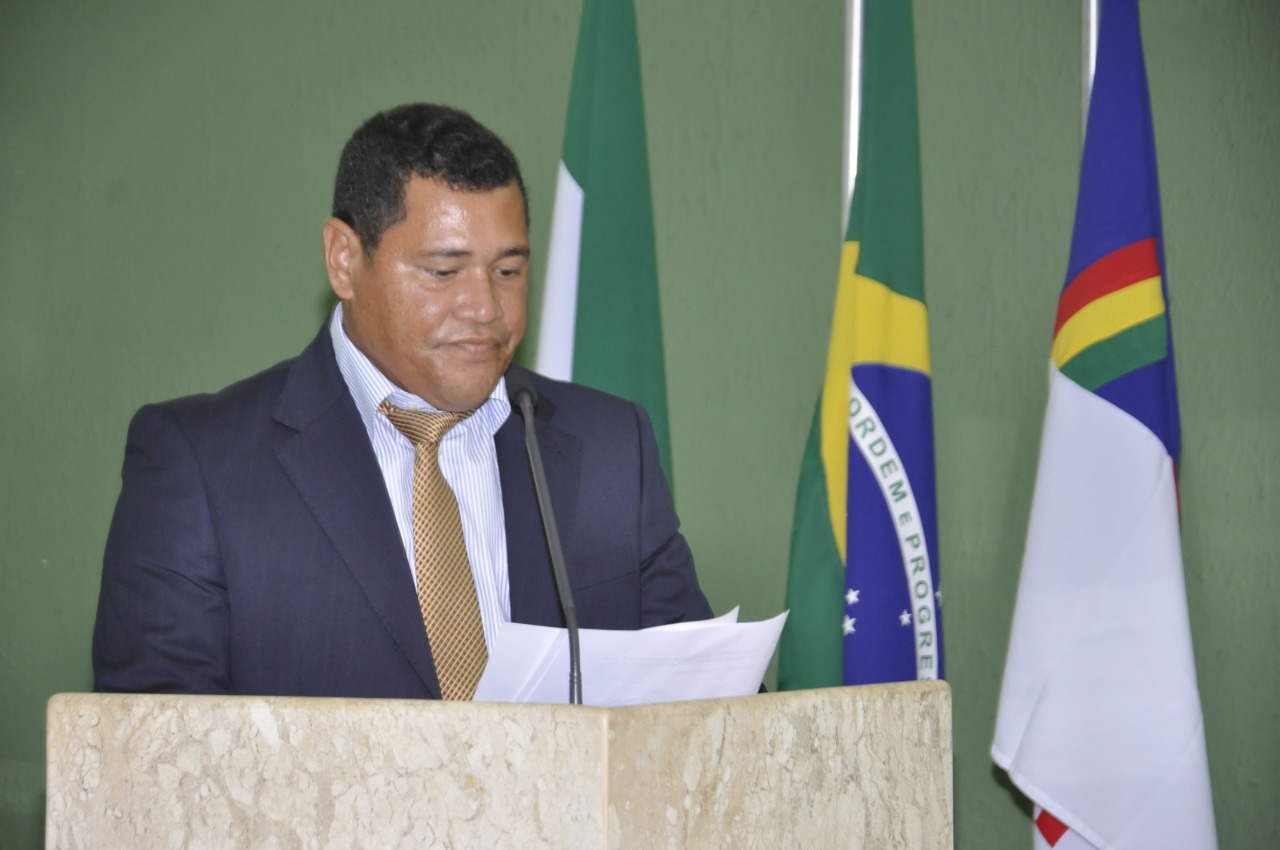 Suplemente Gordo de Lages toma posse na Câmara de Vereadores