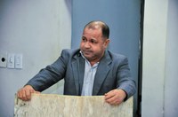 Vereador Luciano do Cruzeiro solicita operação tapa-buracos em ruas